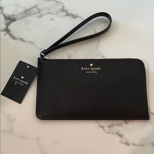NWT Kate Spade Black Medium Zip‎ Wristlet